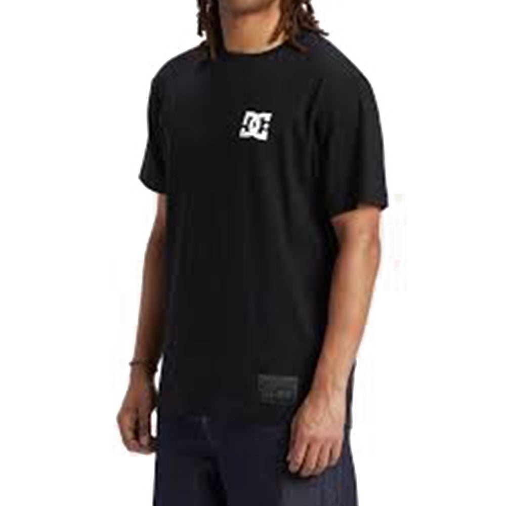 DC Star Wars Mando Glamour Shot Shirt
