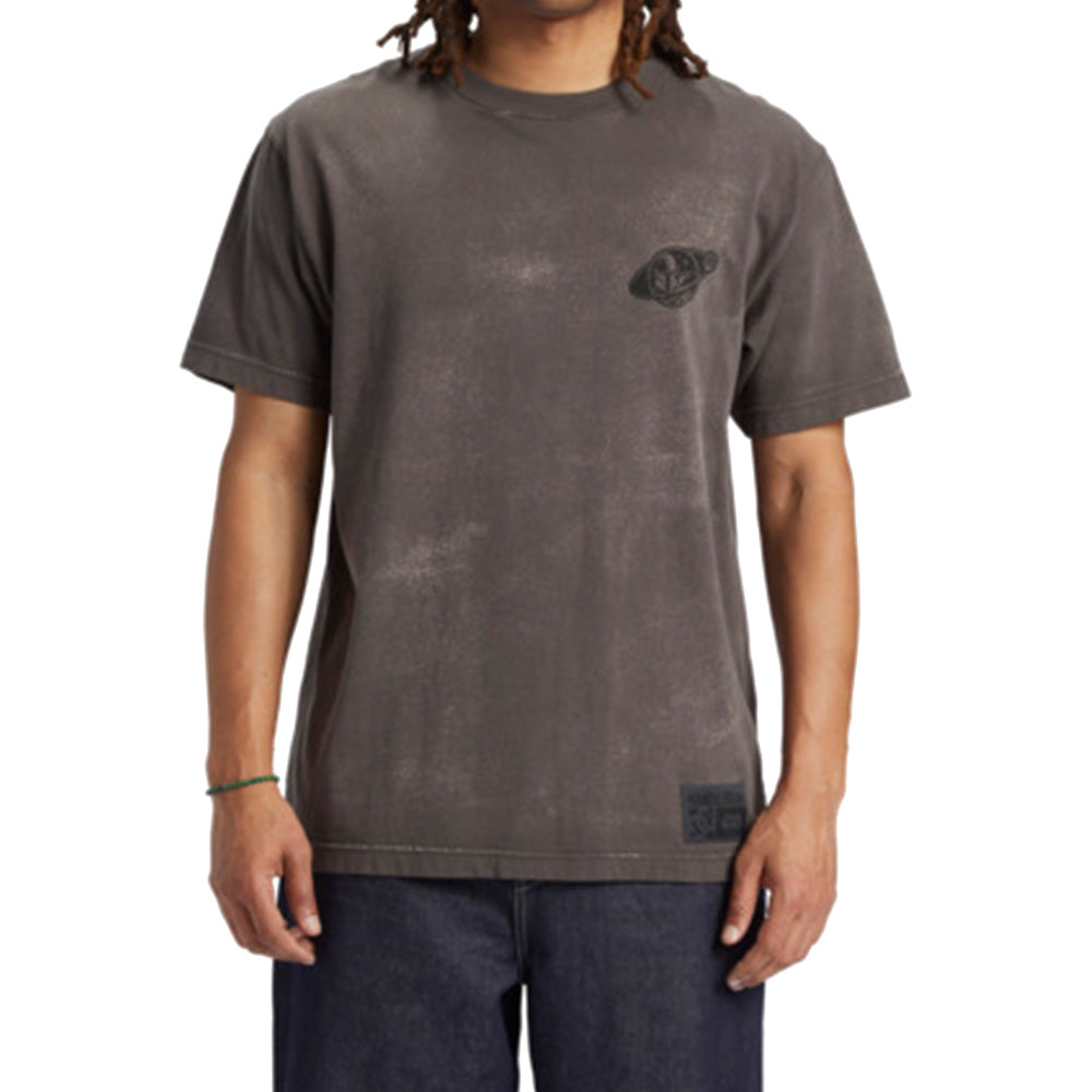 DC Star Wars Mando Travel Shirt